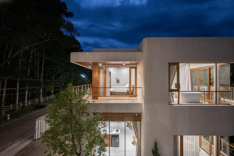 Exterior 6
