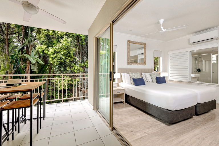 Bedroom 3, Mantra Amphora, Cairns
