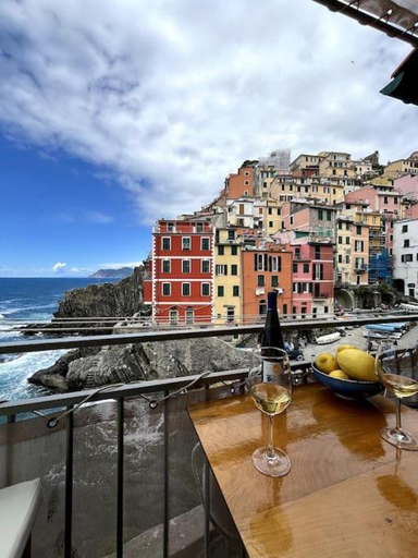 Il mare in casa, La Spezia