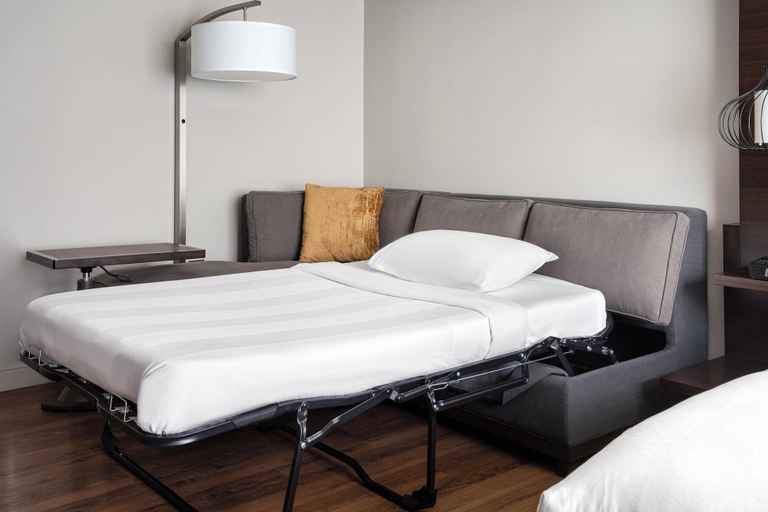 Bedroom 3, Morgantown Marriott at Waterfront Place, Monongalia