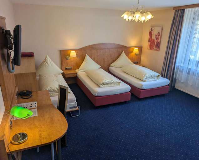 Bedroom 4, Stadthotel Augsburg, Augsburg