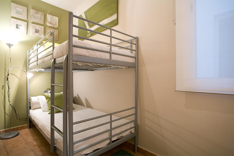 Bedroom 2, Ramblas Apartment, Boqueria 28, Barcelona