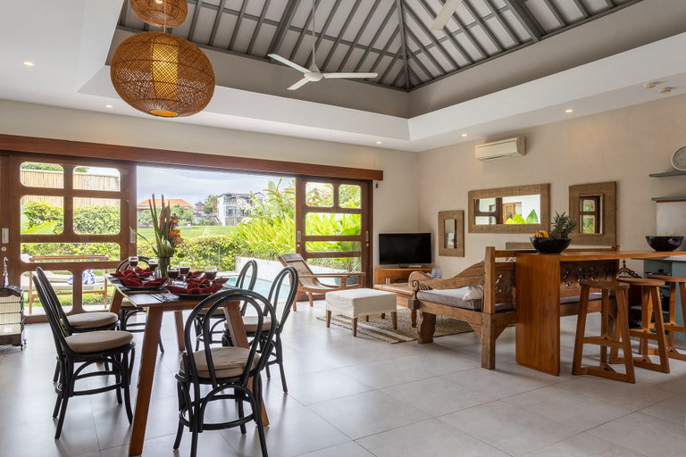 Food & Drinks, Villa Thamilla, Rice fields view - 5 mins drive from the beach, Badung