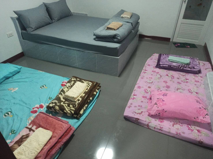 Bedroom 24