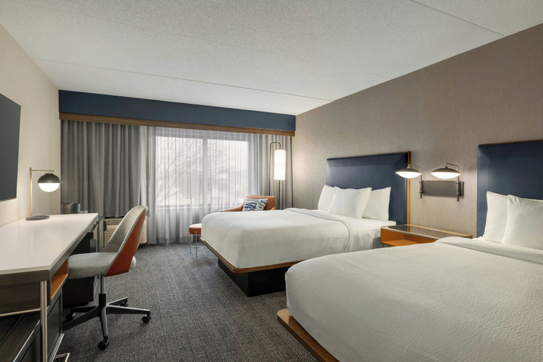 Bedroom 3, Courtyard by Marriott Kokomo, Howard