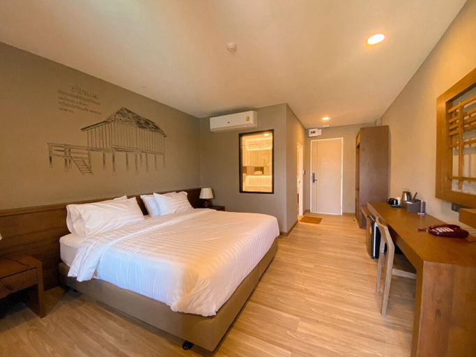 Bedroom 6