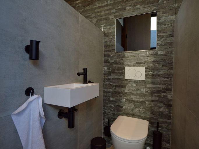 Bathroom 4, Dalhem Villa With Garden, Liège