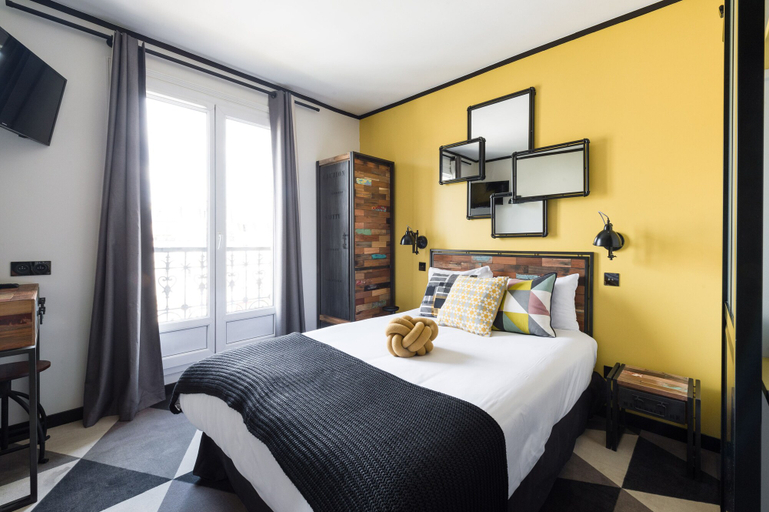 Bedroom 3, Madrigal hotel, Paris