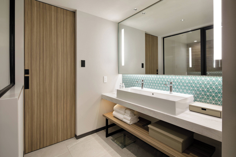 Bathroom 5, Courtyard by Marriott Osaka Honmachi, Osaka