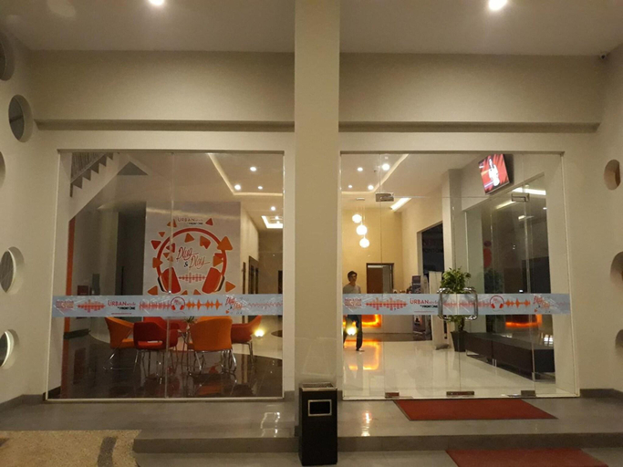 Food & Drinks 5, Urban Style by Front One, Tanggamus
