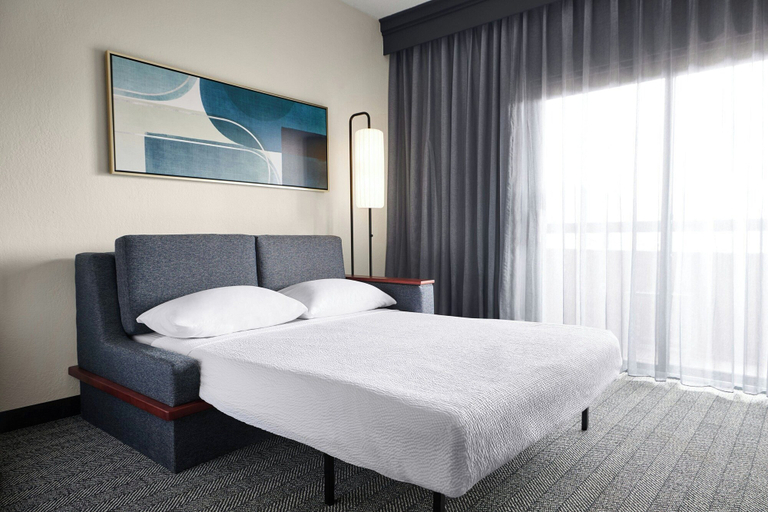Bedroom 2, Courtyard by Marriott St Louis Creve Coeur, Saint Louis