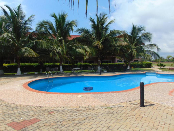 Sport & Beauty, Bojo Beach Resort, Ga West