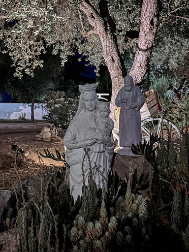 Others 5, Villa Mariella, Taranto