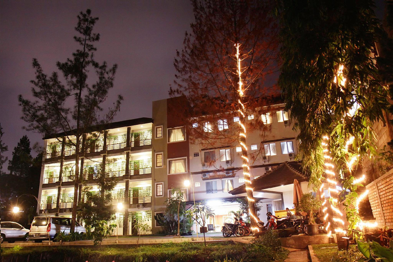 Exterior 2