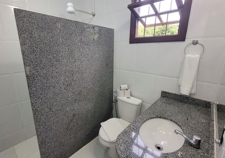 Bathroom 4, Acquamarine Park Hotel, Guarapari