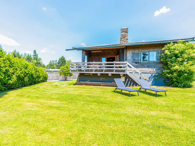 Traditional chalet with garden near Malmedy, Liège