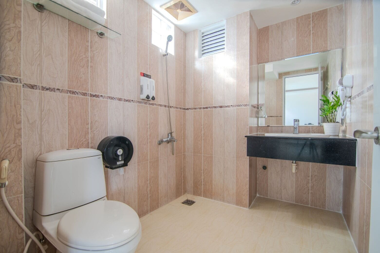 Bathroom 3, Bin Bin Hotel 3 - Near SC Vivo City D7, District 7