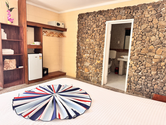 Bedroom 4, Orator Hotel Samoa, Faleata West