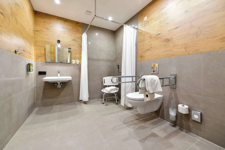 Bathroom 3, Best Western Plus Parkhotel and Spa Cottbus, Cottbus