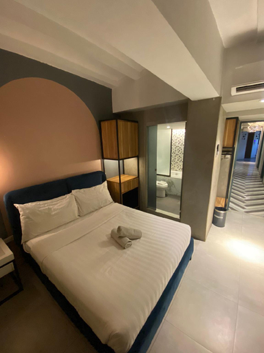 Bedroom 15