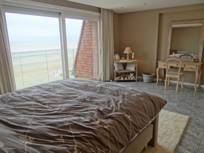 Others 4, Apartment in Nieuwpoort by Sandy Beaches, West-Vlaanderen