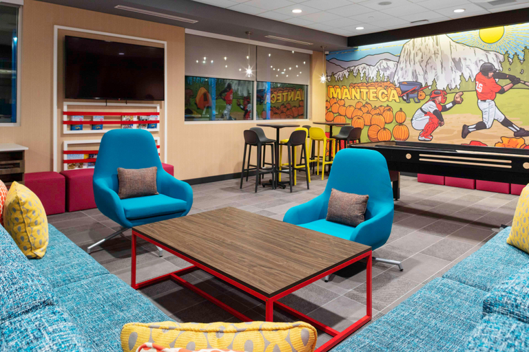 Public Area 3, Tru By Hilton Manteca, Ca, San Joaquin