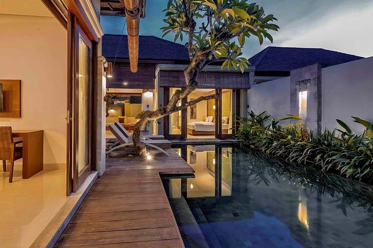 Swimming Pool 15