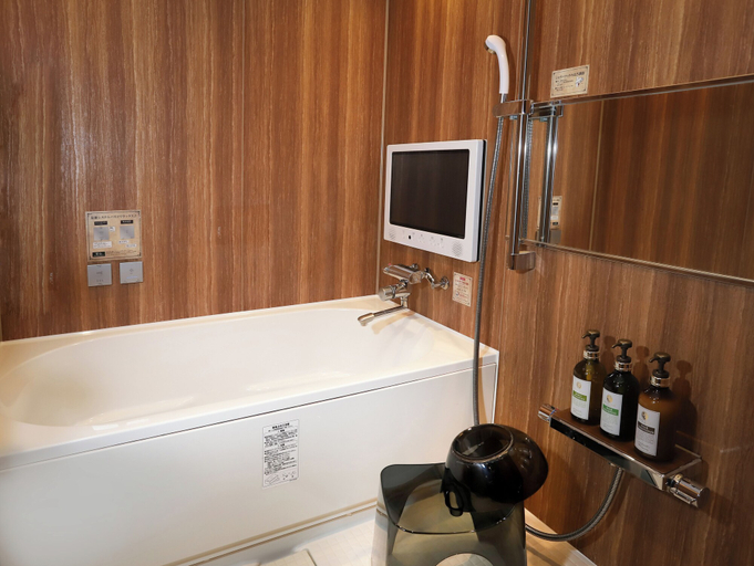 Bathroom 3