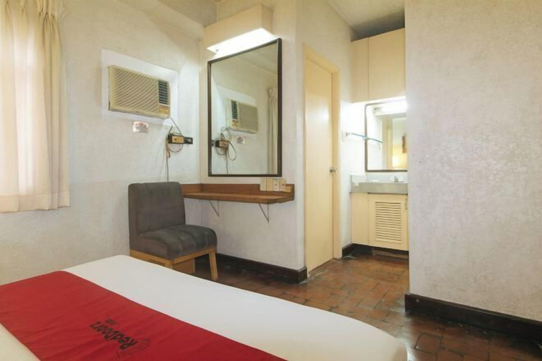 Bedroom 29