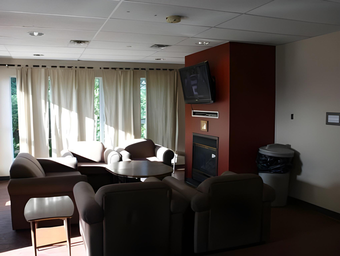 Others 3, Residence & Conference Centre-Brockville, Leeds and Grenville