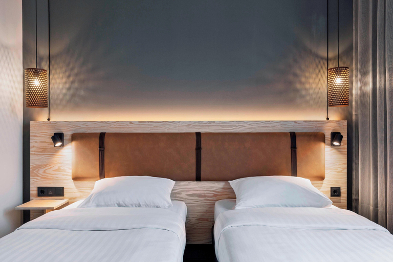Bedroom 3, Moxy Duesseldorf South, Düsseldorf