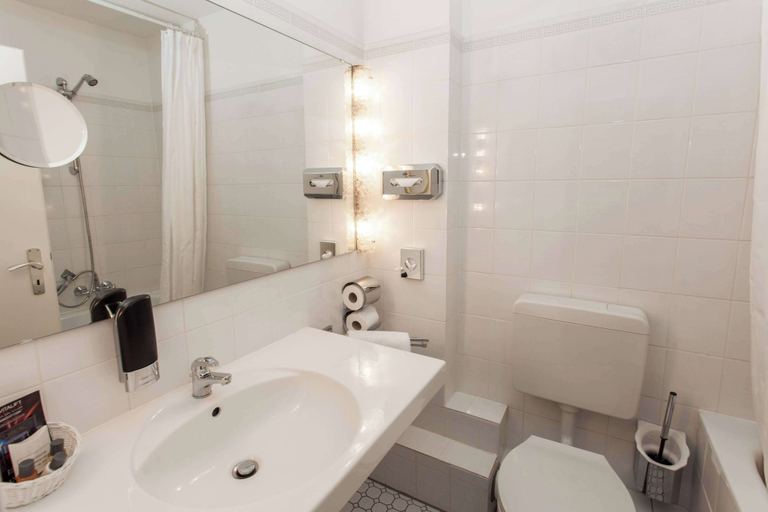 Bathroom 4