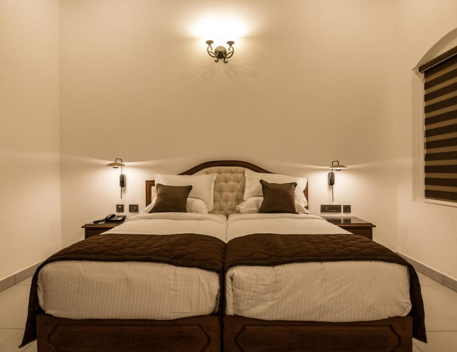 Bedroom 12