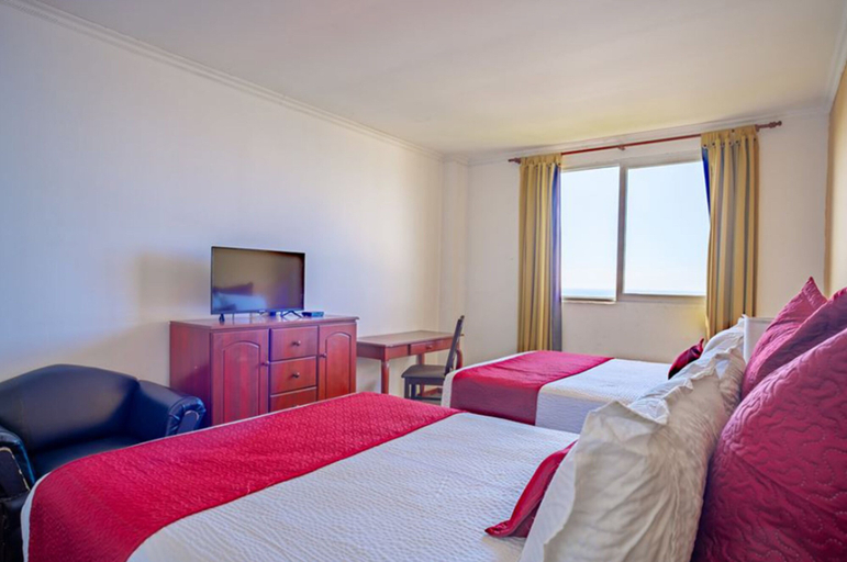 Bedroom 2, Hotel Pacific Sunrise, La Libertad