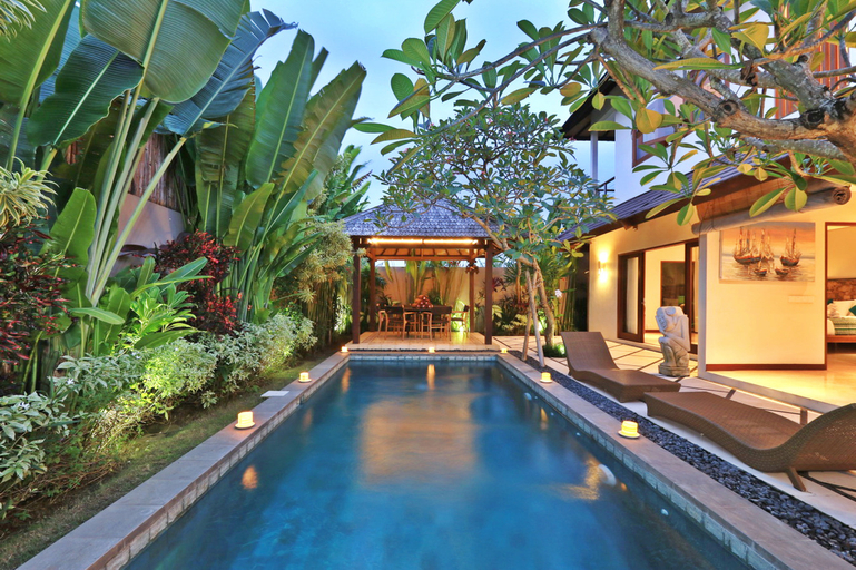 Swimming Pool 17