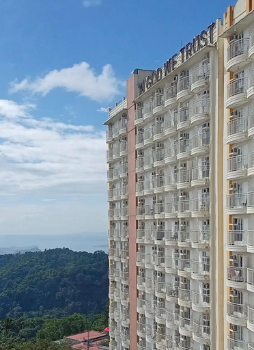 Free WIFI & Netflix! The Elchies Room Tagaytay, Tagaytay City