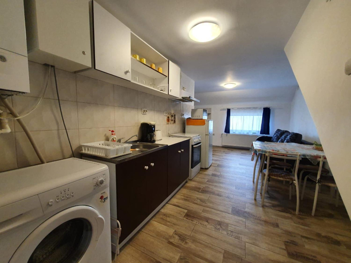 Others 4, Charter Apartments Costea, Cisnadie