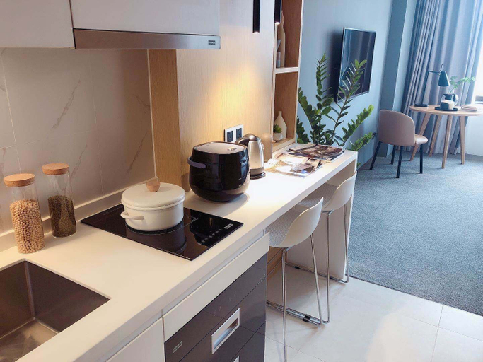 Dining Room 8
