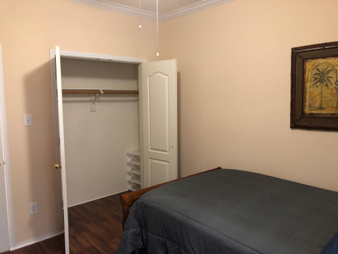 Bedroom 2, Meridian Bay, Galveston