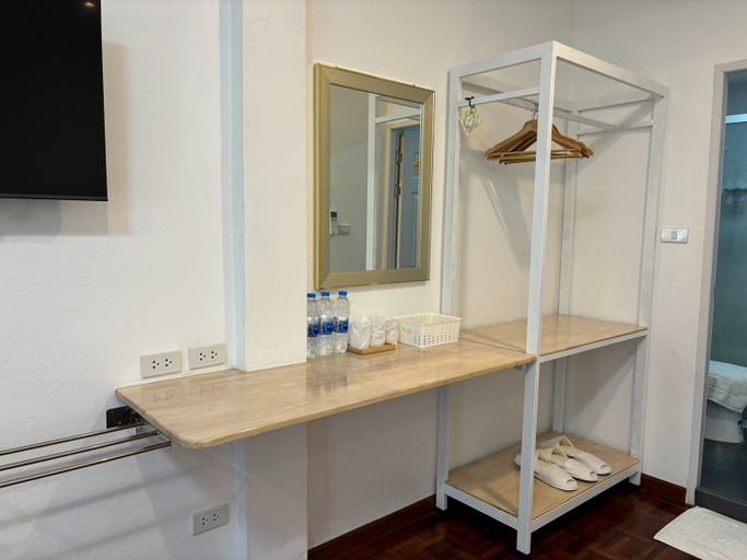 Bathroom 6
