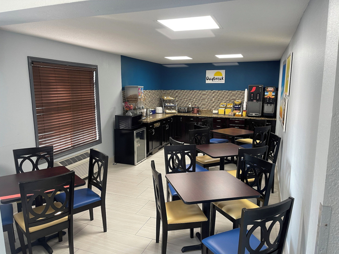 Food & Drinks 5, Days Inn by Wyndham Muncie -Ball State University, Delaware