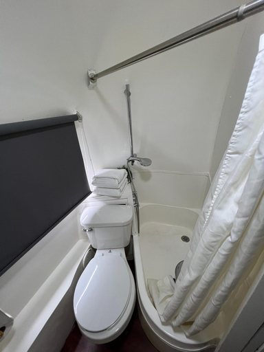 Bathroom 9