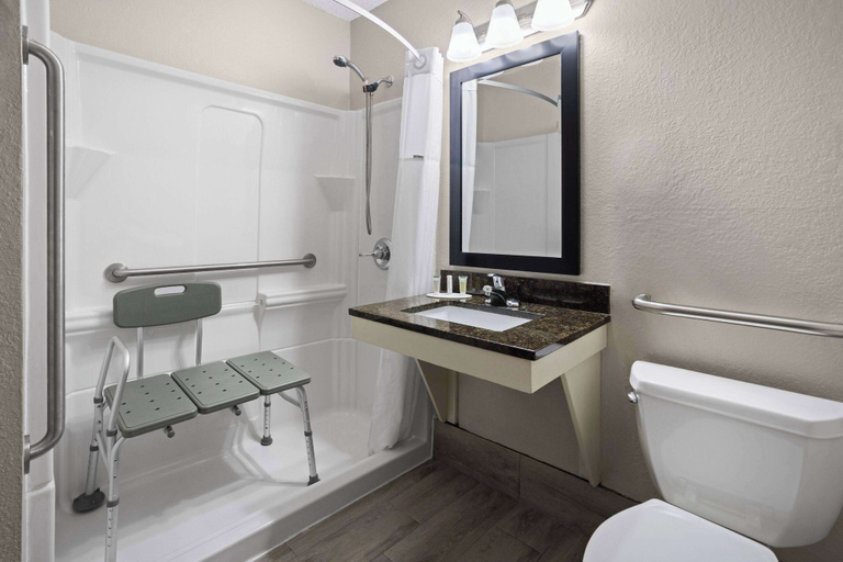 Bathroom 4, Days Inn by Wyndham Hornell NY, Steuben