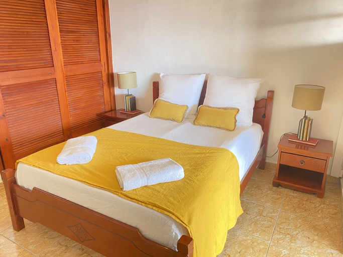 Bedroom 3, Hibiscus, Saint-Louis