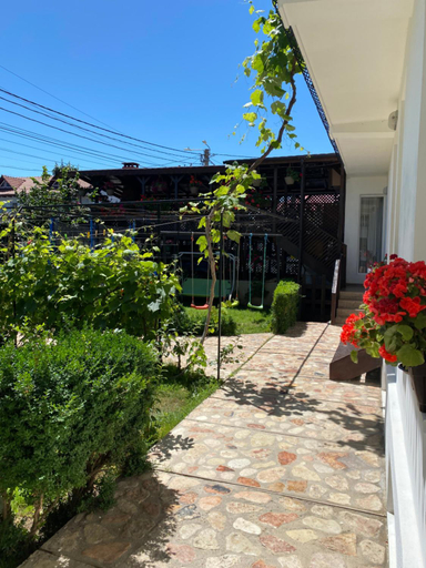 Others 4, Casa Ciobi, Limanu
