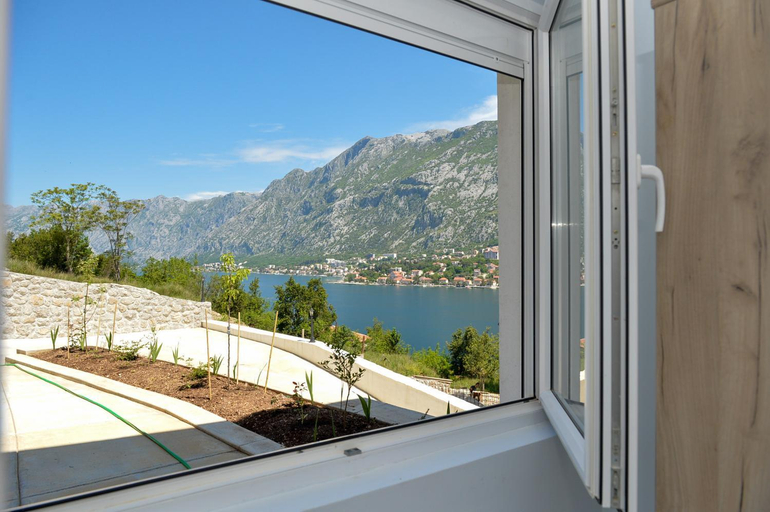 Others 3, Apartments Seaview Estate Radovic