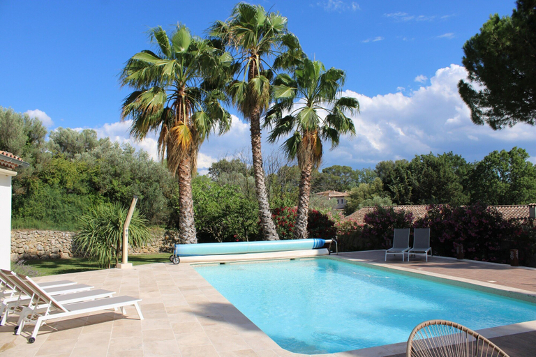 Pool 3, Luxe Villa With Pool in Lorgues, Var
