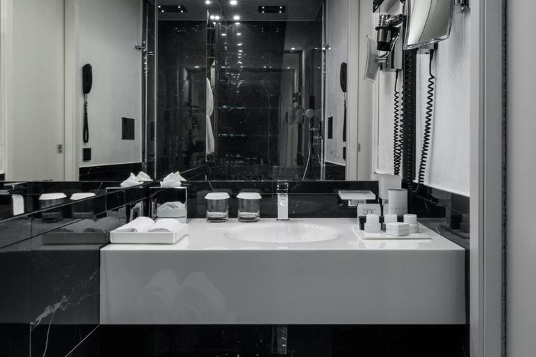 Bathroom 3, LHP Hotel River & SPA, Florence