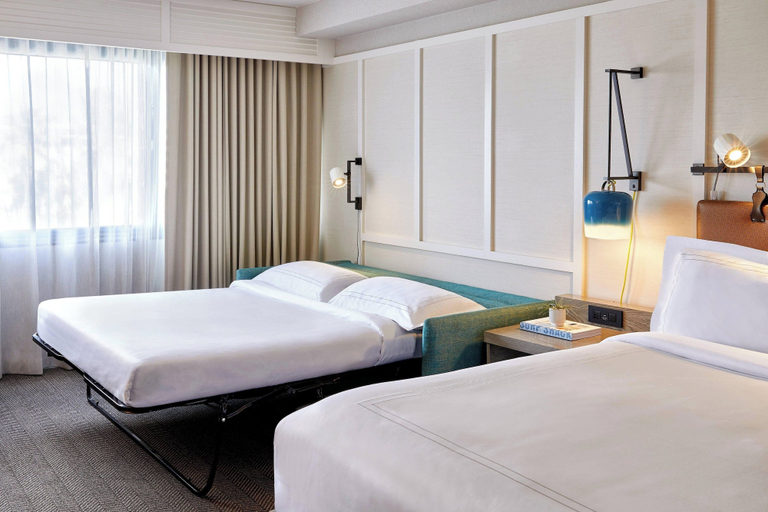 Bedroom 3, Westdrift Manhattan Beach, Autograph Collection by Marriott, Los Angeles