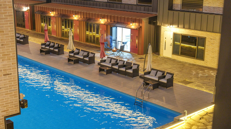 Swimming Pool 29